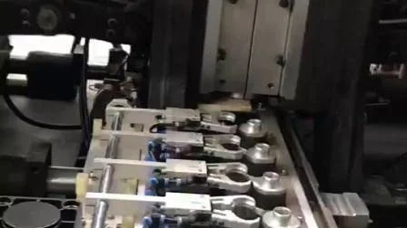 Machine de moulage par soufflage de bouteilles PET automatique à grande vitesse entièrement servo Machine de fabrication de bouteilles en plastique Machine de moulage par soufflage Machine de soufflage Prix du moule
